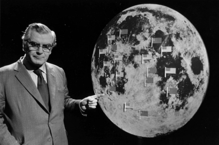 Alternative 3 proposed the Americans and Russians had secretly built a base on the Moon